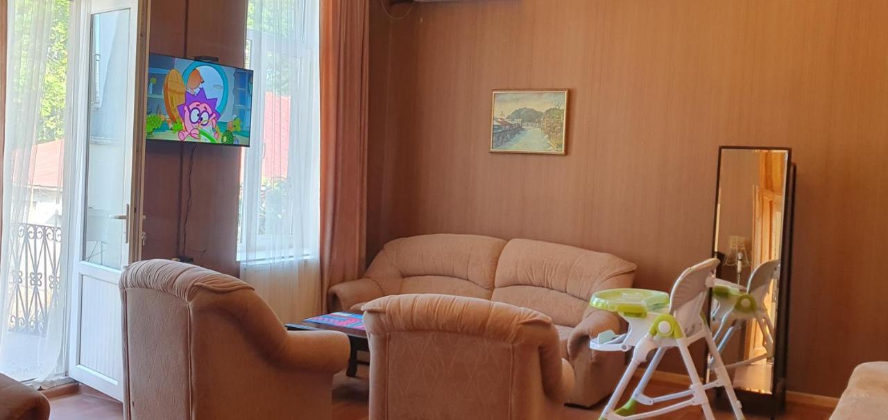 Bookinist Apartment Kutaisi Exterior foto